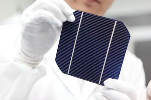 晶澳太阳能超越Q-Cells，登顶全球晶体硅电池片供应商榜首
